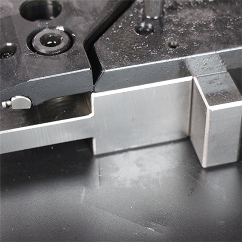 折彎機(jī)模具夾板